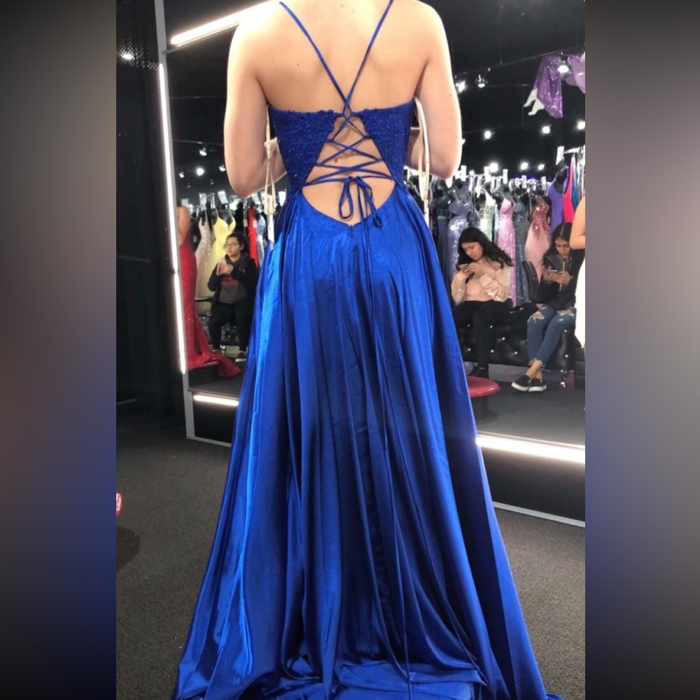 Prom Dress - Picture 2 of 3